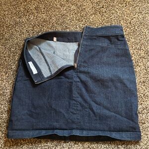 Loft medium denim skirt
